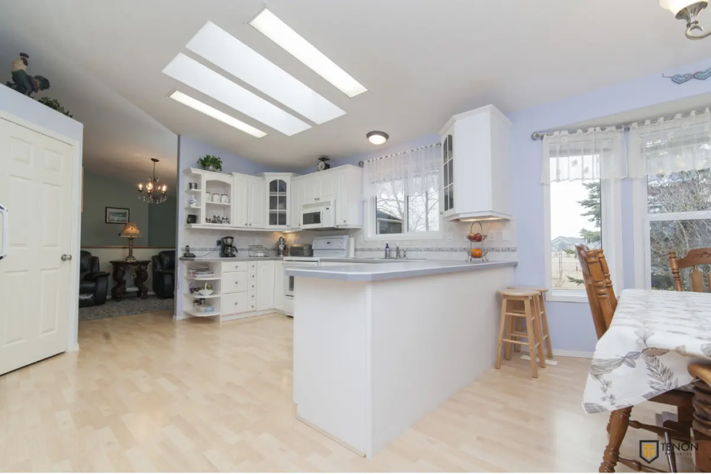 beautiful-shot-modern-house-kitchen